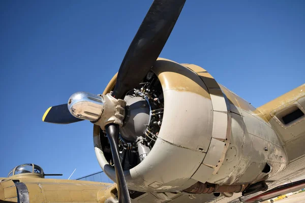 World War Era Heavy Bomber Engine Propeller Closeup — Stock Photo, Image