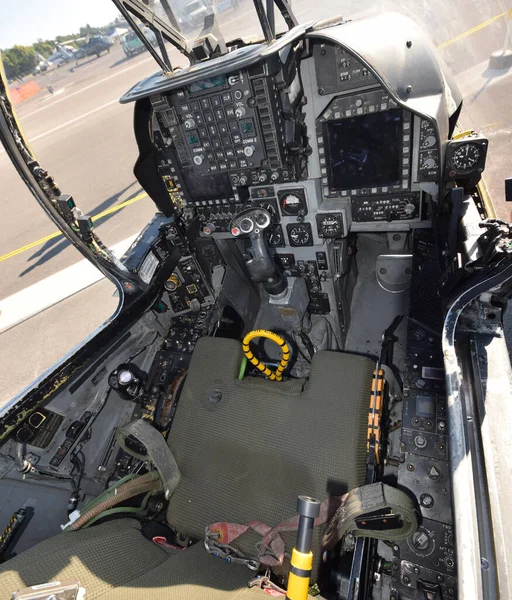 Jetfighter Flygplan Cockpit Utsikt Över Interiören — Stockfoto