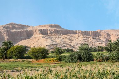 Luxor, Mısır 'daki Queens Vadisi. Panoramik görünüm.