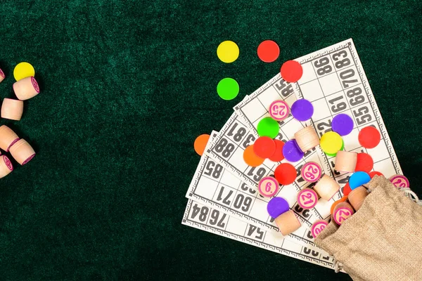 Lotto Klasik Aile Masa Oyunu Yeşil Kadife Bir Yüzey Üzerinde — Stok fotoğraf