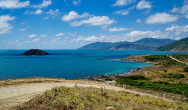 Archer Point Kuzey Queensland Avustralya. Burası resifin kıyıya yakın olduğu yer. Güzel, berrak bir su var..