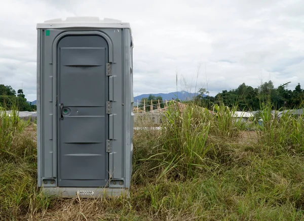 Una Cabina Aseo Portátil Sitio Construcción — Foto de Stock