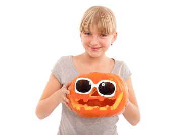 sıradışı halloween balkabağı kafa