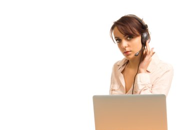 çekici resepsiyonist veya çağrı merkezi operatörü