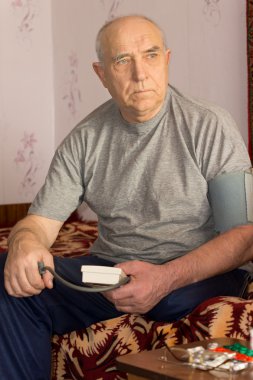 Yüksek Tansiyon ile komuta sizde