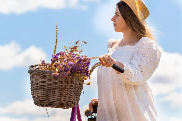 Cropped Portrait Young Woman Lavender Flowers Basket Her Bicycle Blue — Stok fotoğraf