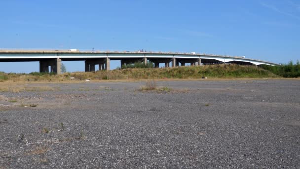 Slow Traffic Orbital M60 Motorway Barton High Level Bridge Barton — Vídeo de Stock