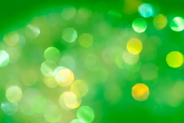 Prachtige natuurlijke bokeh van de kleurrijke lichten. — Stockfoto