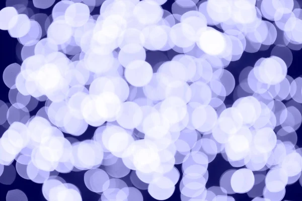 Prachtige Natuurlijke Bokeh Van Paarse Lichten Abstract Kerst Nieuwjaar Achtergrond — Stockfoto