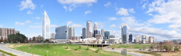 Charlotte, Carolina do Norte Panorama Fotos De Bancos De Imagens