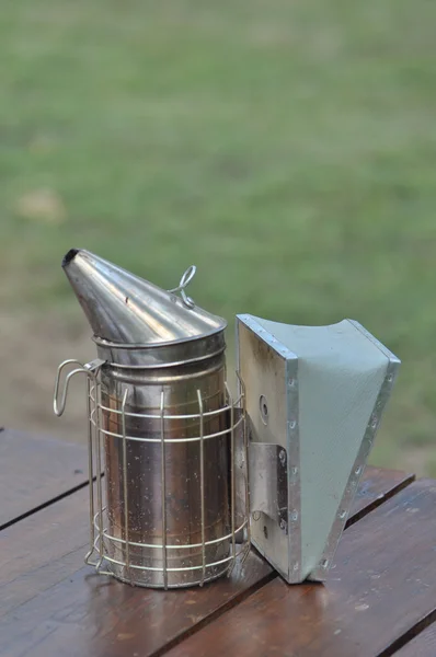 Bee Smoker — Stock Photo, Image