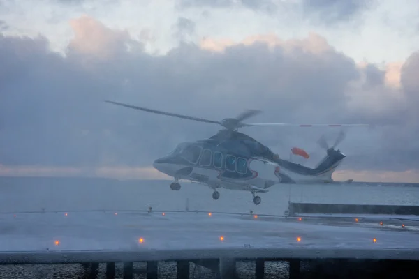 Helicopter taking off — Stock Photo, Image