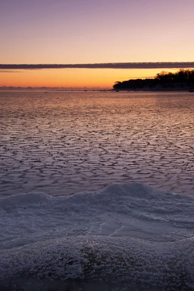 Icy sea at sunrise — Stock Photo, Image