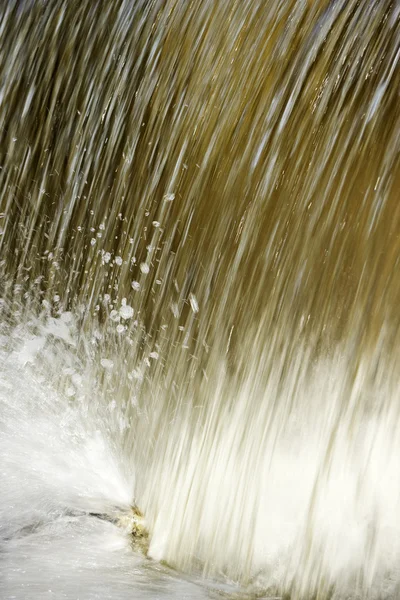 Wand aus fallendem Wasser — Stockfoto