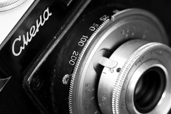 Closeup of old retro film camera lens — Stock Photo, Image