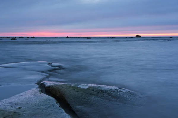 Blue sunset at sea — Stok fotoğraf