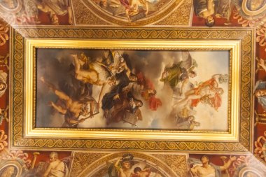 france louvre Müzesi süslemeleri