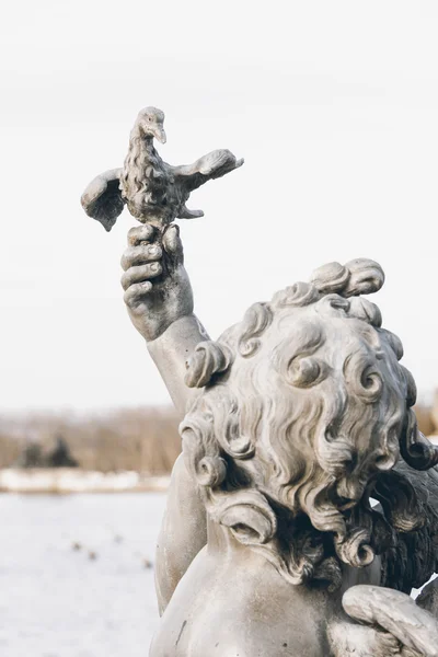 Sculture nel giardino del palazzo Versaille — Foto Stock