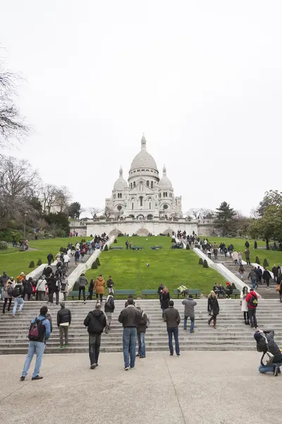 Kathedraal van Montmartre in Parijs, Frankrijk — Stockfoto