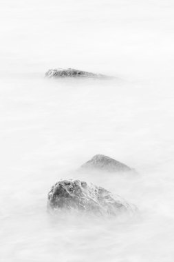 yumuşak su taşları