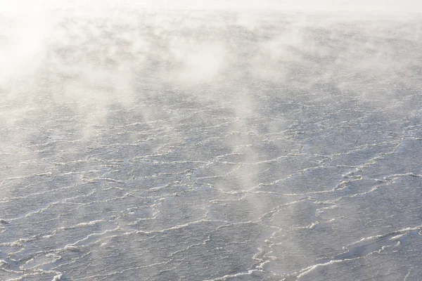Nebbia e acqua ghiacciata — Foto Stock