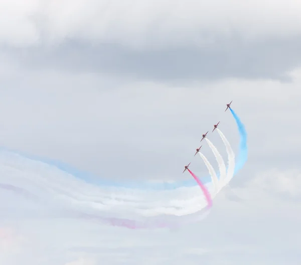 Red Arrow aerobatic flight show in Tallinn, Estonia — Stock Photo, Image