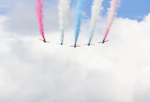 Red Arrow aerobatic flight show in Tallinn, Estonia — Stock Photo, Image