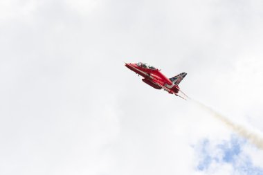 Kırmızı ok akrobasi uçuş gösterisi, tallinn, Estonya
