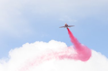 Kırmızı ok akrobasi uçuş gösterisi, tallinn, Estonya