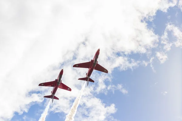 Red Arrow aerobatic flight show in Tallinn, Estonia — Stock Photo, Image