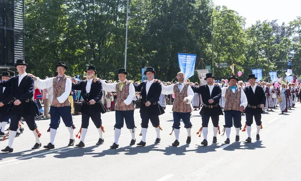 Sfilata del festival nazionale estone di canzoni a Tallinn, Estonia — Foto Stock