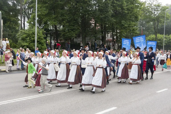 Parade du festival national estonien de la chanson à Tallinn, Estonie — Photo