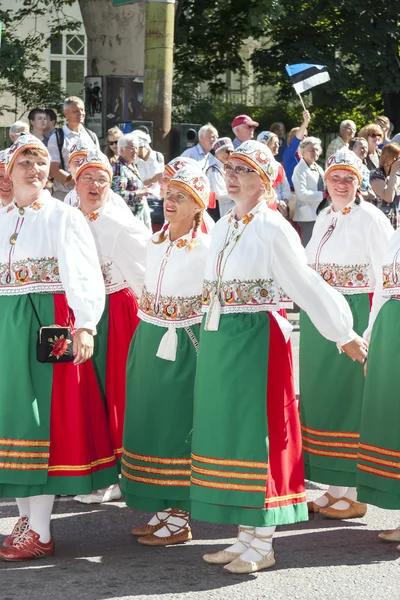 Parade of Estonian national song festival in Tallinn, Estonia — Stock Photo, Image