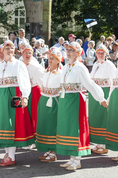 Парад свято Естонська національні пісні в Таллінні, Естонія — стокове фото