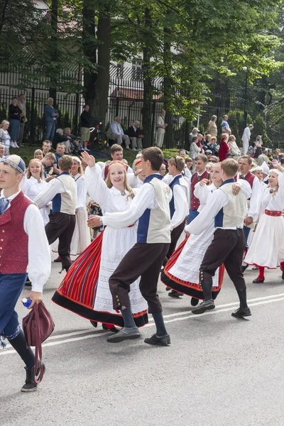 Desfile do festival nacional de música da Estónia em Tallinn, Estónia — Fotografia de Stock