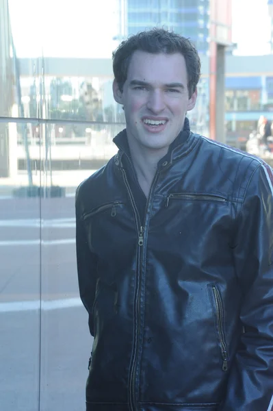 Homem com jaqueta de couro — Fotografia de Stock