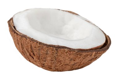 Beyaz arkaplanda yarım hindistan cevizi izole.