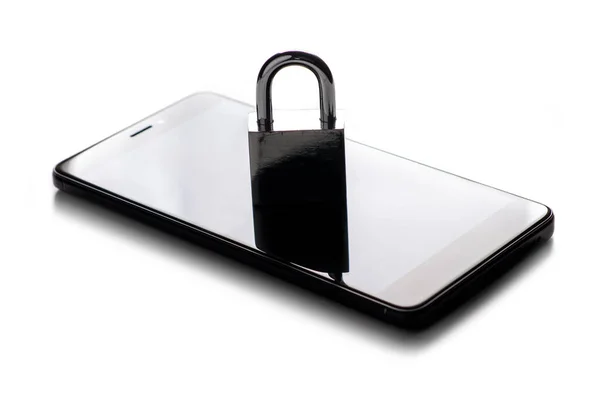 Ochrona Technologiczna Nowoczesny Smartfon Kłódką Białym Tle Koncepcja Bezpieczeństwa Smartfona — Zdjęcie stockowe