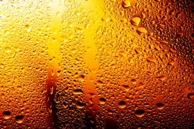 Şeffaf cam pencere üzerinde yoğunlaşma. Su damlaları. Yağmur. Arka plan doku.