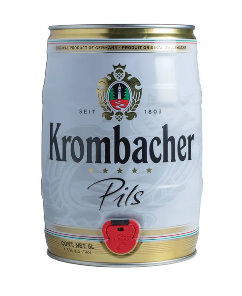 Dnipro Oekraïne Juni 2022 Krombacher Biermerk Groot Kan Isoleren Wit — Stockfoto