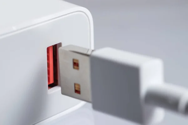 Usb Conectar Cargador Blanco Cerca — Foto de Stock