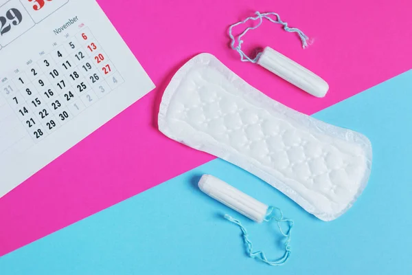 Woman Hygiene Protection Menstruation Calendar Clean Cotton Tampons Gasket Pad — Stock Photo, Image