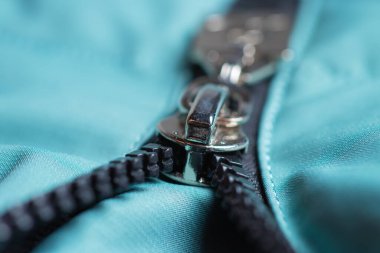 Demir fermuar yakın görünüm, dikiş konsepti