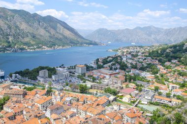 eski kotor şehir lovcen dağ Kotor, Karadağ'dan görünüm