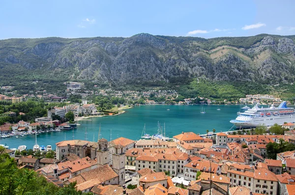 Pohled na staré město kotor z hory lovcen v kotor, Černá Hora — Stock fotografie