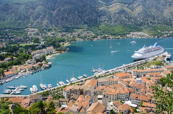 Pohled na staré město kotor z hory lovcen v kotor, Černá Hora — Stock fotografie