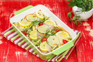 limon ve biberiye tavuk