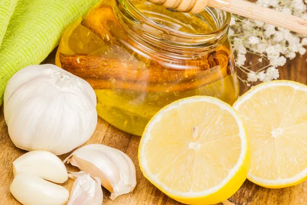Tatlım, sarımsak ve limon