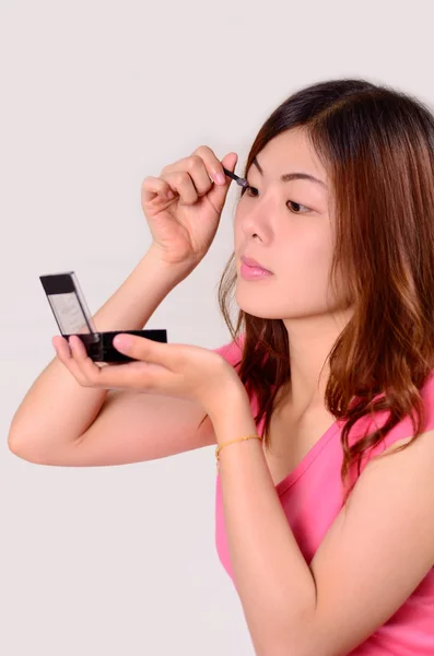 Азиатские женщины подросток лицо макияж — стоковое фото