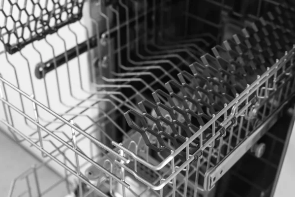 Dishwasher Loading Dishes Dishwashing Capsules Open Dishwasher Clean Dishes White — Stockfoto